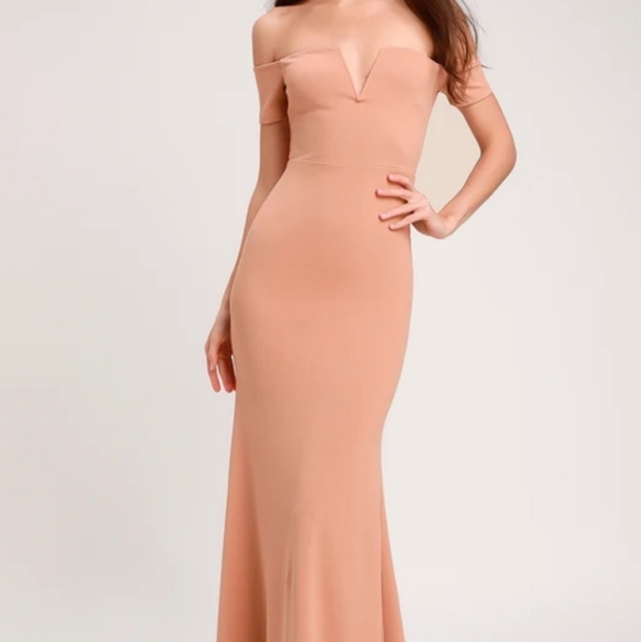 Medium Nude Off-the-Shoulder Maxi Dress - Picture 6 of 8
